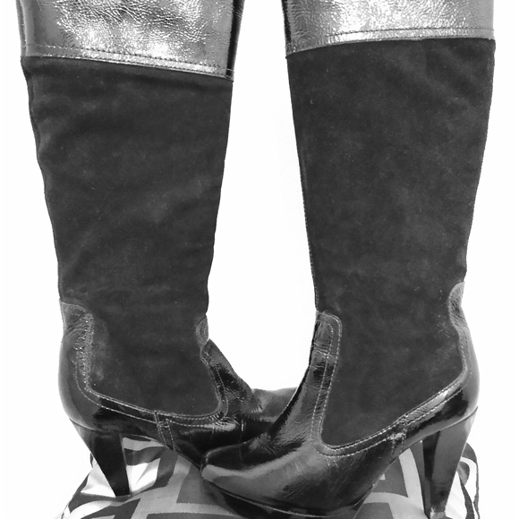 Heeled boots